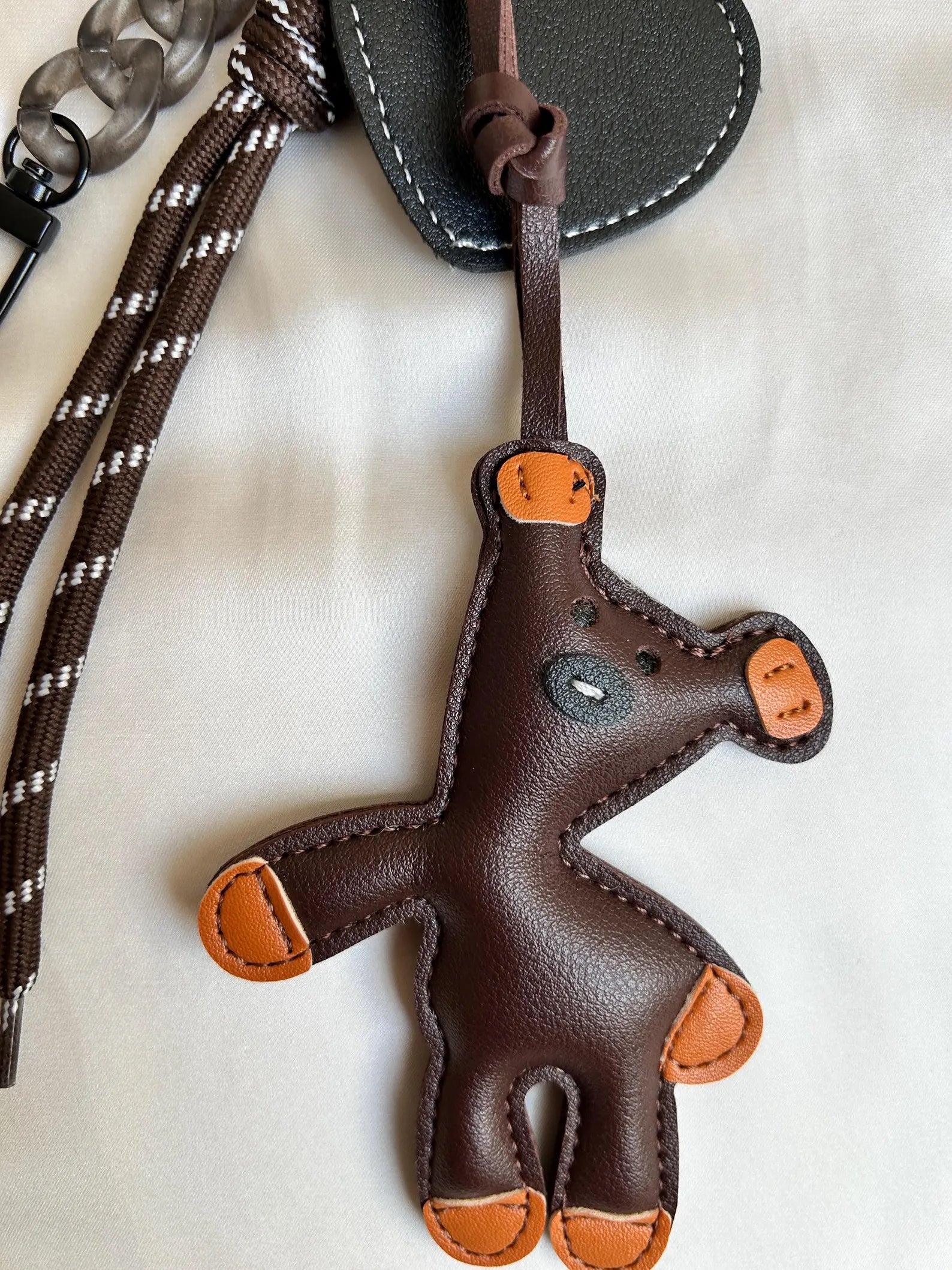 Geschenkidee personalisierter Bär Anhänger