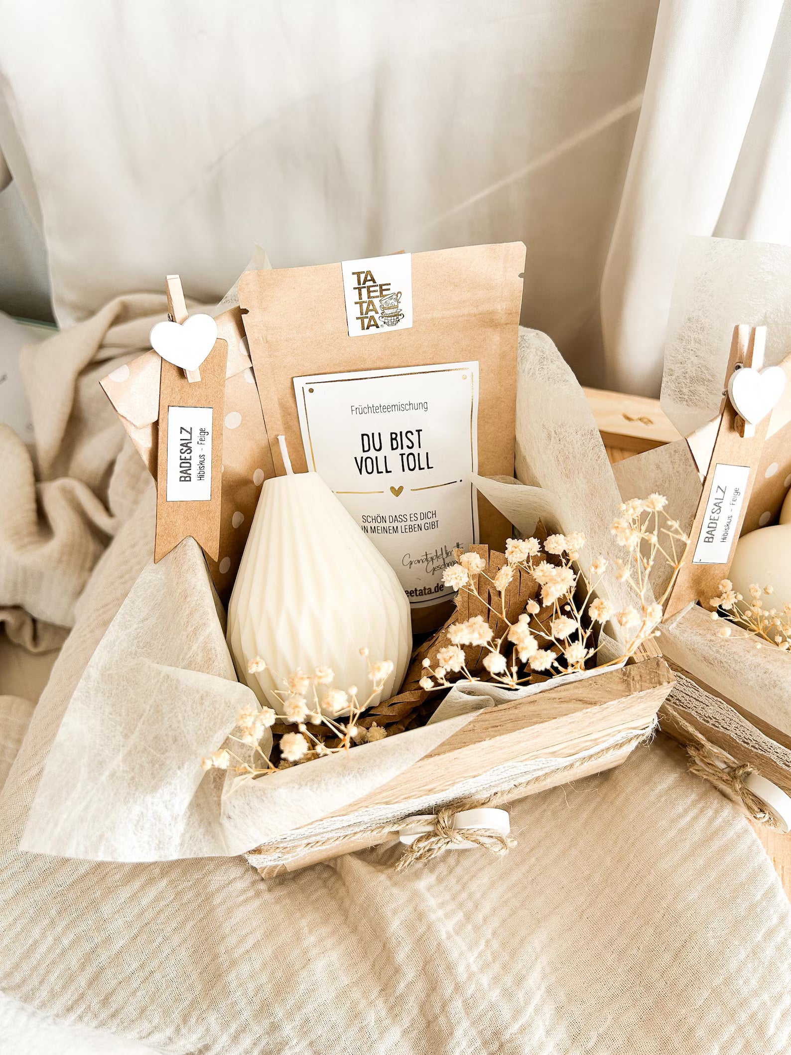 Minimalistisches Geschenkset für Frauen mit Details