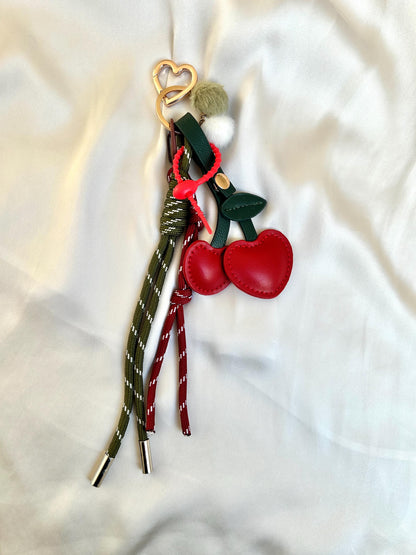 kirschen bag charm taschenanhaenger verspielt